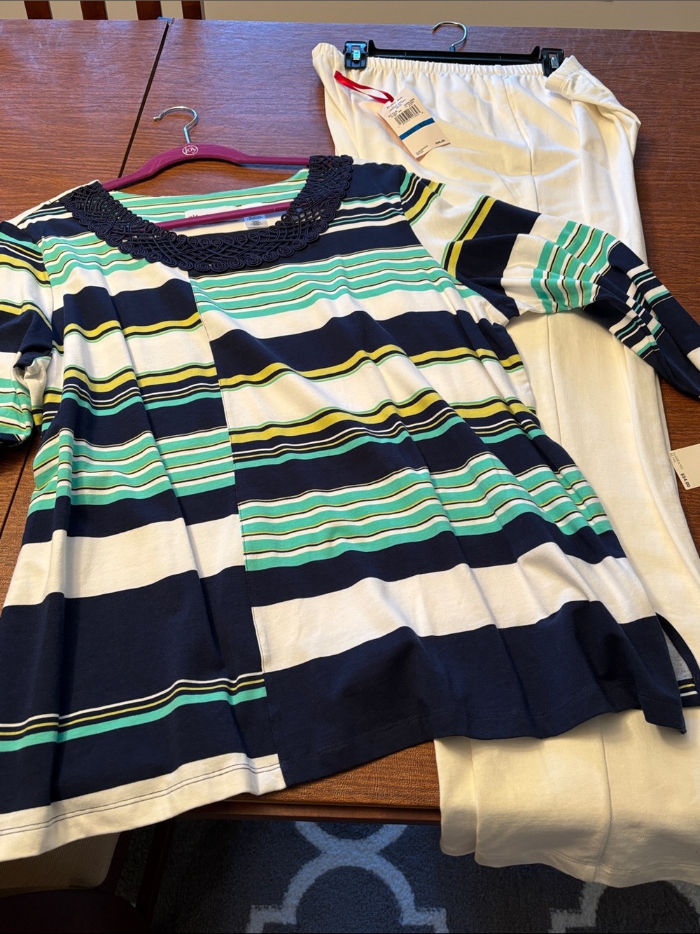 Women’s outfit